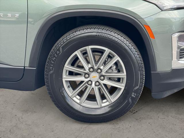 used 2023 Chevrolet Traverse car, priced at $30,490