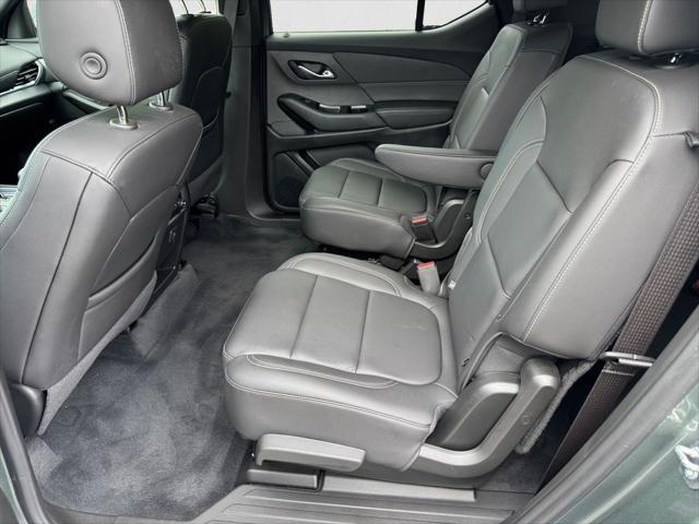 used 2023 Chevrolet Traverse car, priced at $30,490
