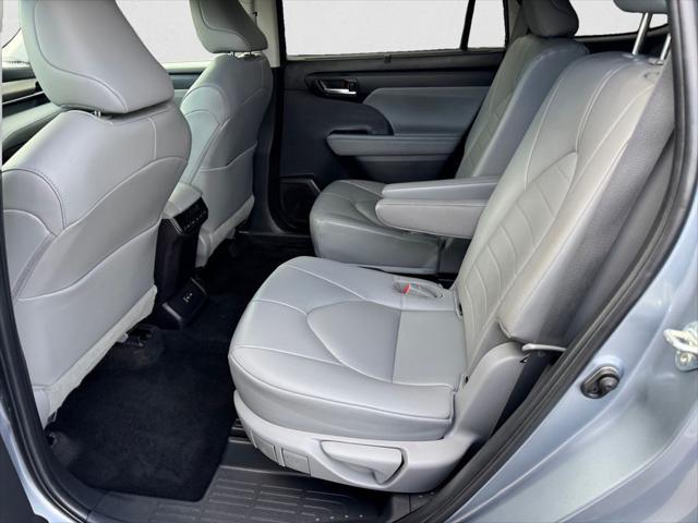 used 2023 Toyota Highlander car, priced at $31,693