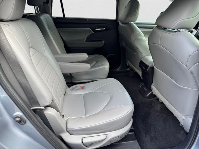 used 2023 Toyota Highlander car, priced at $31,693