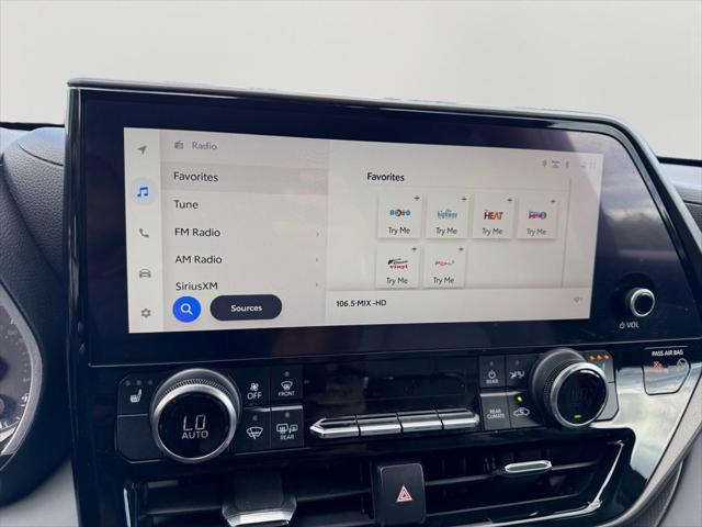 used 2023 Toyota Highlander car, priced at $30,928