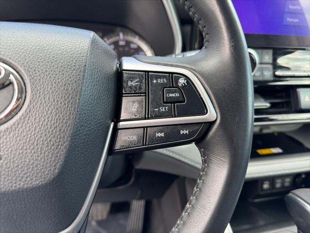 used 2023 Toyota Highlander car, priced at $31,693