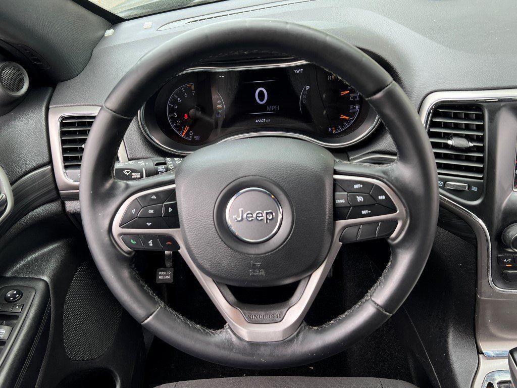 used 2021 Jeep Grand Cherokee car, priced at $20,899