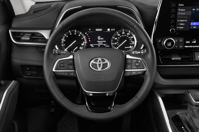 used 2020 Toyota Highlander car, priced at $28,413