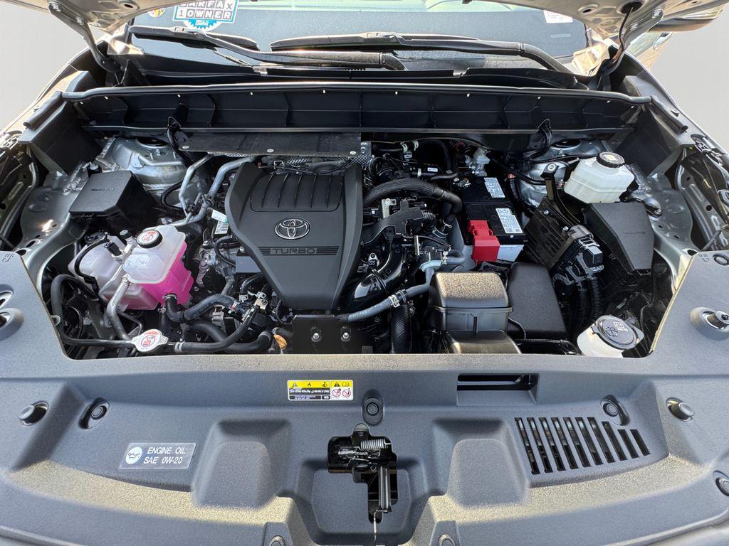 used 2024 Toyota Highlander car, priced at $33,294