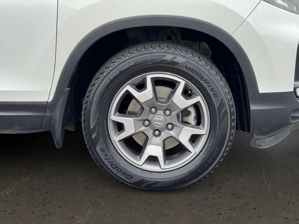 used 2022 Honda Passport car, priced at $22,900