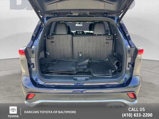 used 2022 Toyota Highlander car, priced at $31,468