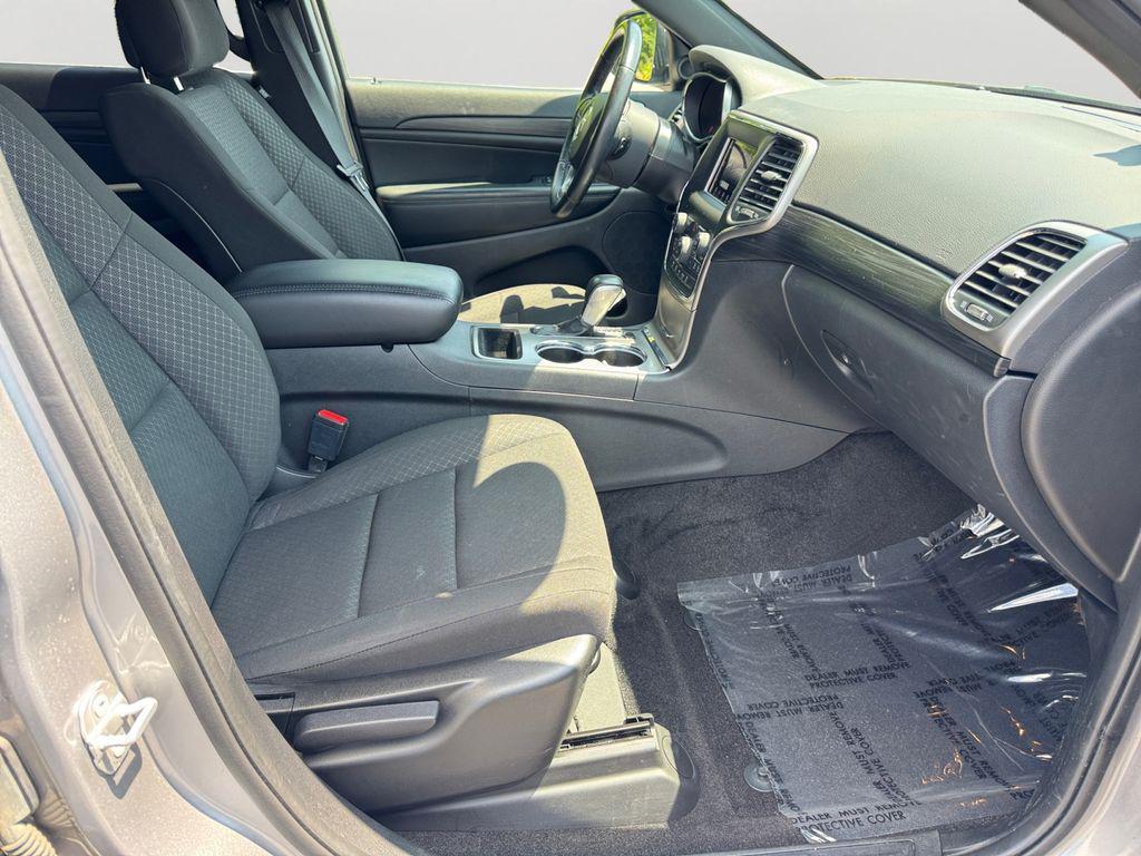 used 2021 Jeep Grand Cherokee car, priced at $22,500