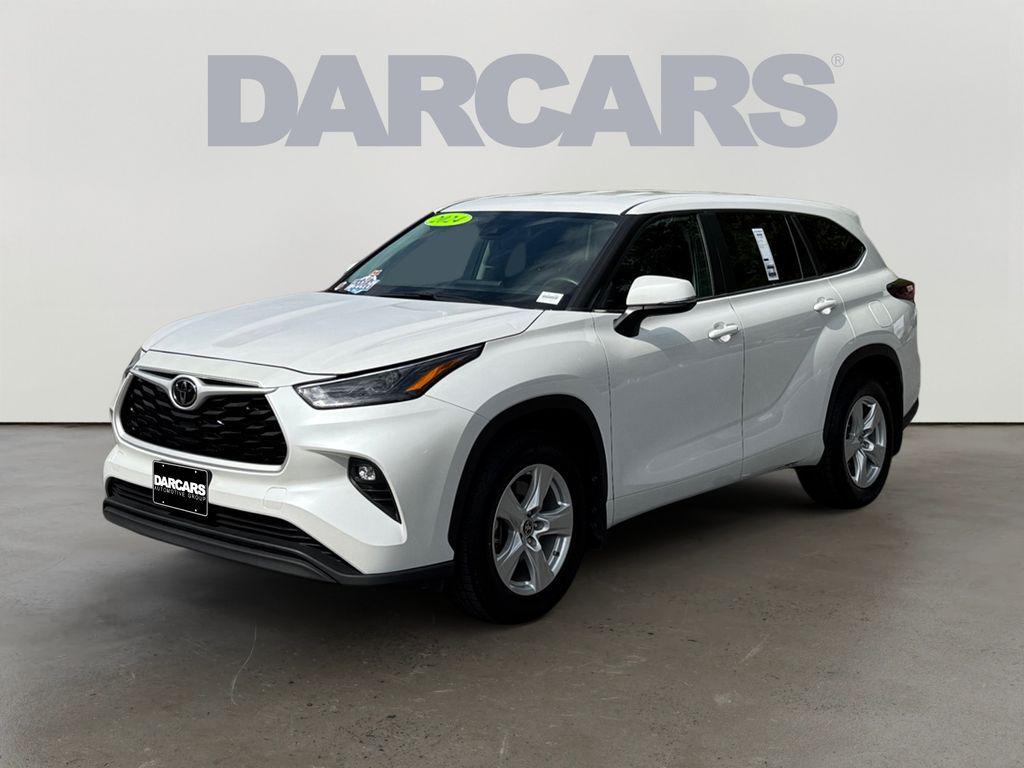 used 2024 Toyota Highlander car, priced at $32,384