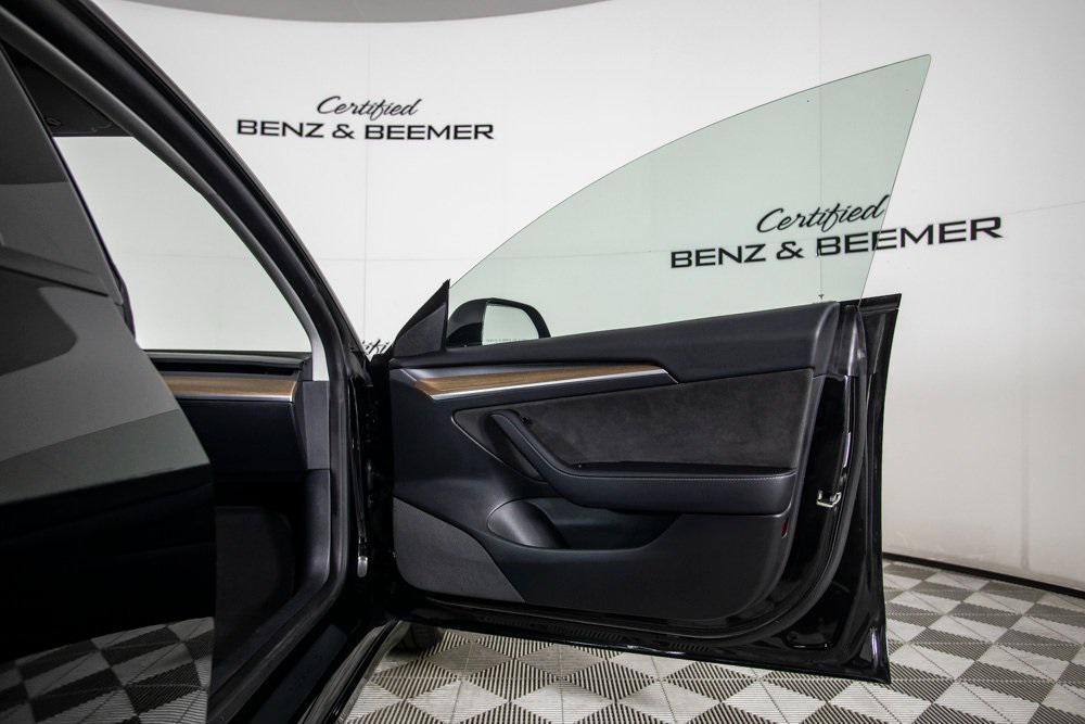 used 2022 Tesla Model 3 car, priced at $25,800