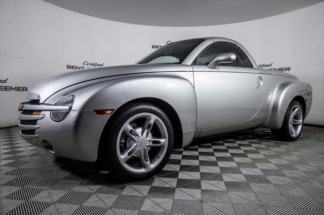 used 2004 Chevrolet SSR car, priced at $24,500