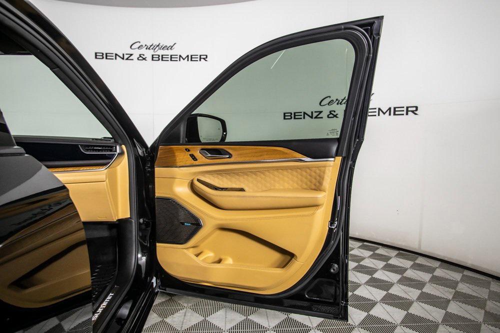 used 2022 Jeep Grand Cherokee car, priced at $40,800