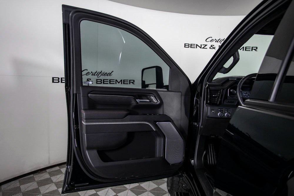 used 2024 GMC Sierra 2500 car, priced at $78,000