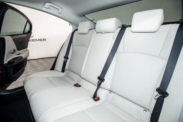 used 2024 Lexus ES 300h car, priced at $44,500