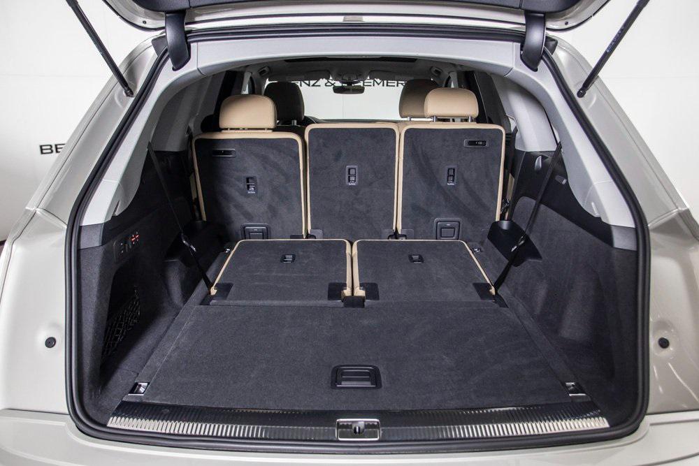 used 2023 Audi Q7 car, priced at $53,000