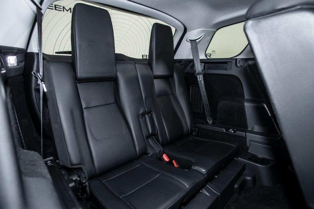 used 2018 Land Rover Discovery Sport car, priced at $12,800