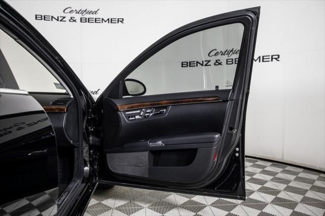 used 2009 Mercedes-Benz S-Class car, priced at $11,500