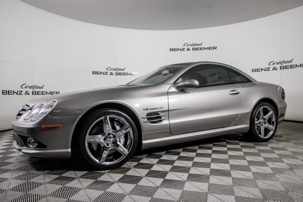 used 2007 Mercedes-Benz SL-Class car, priced at $28,000