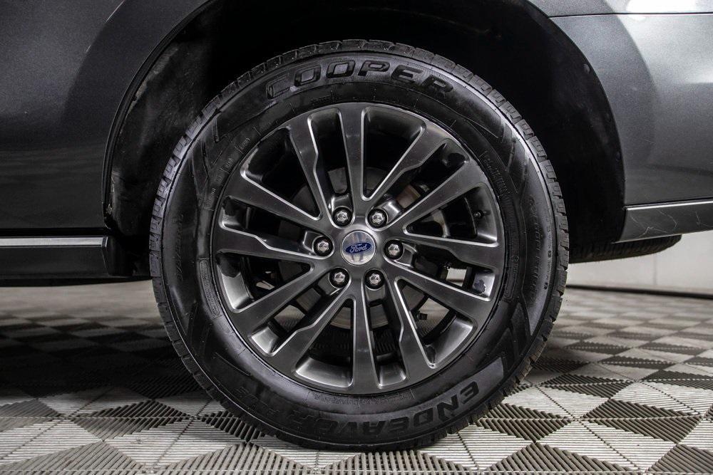 used 2020 Ford Expedition car, priced at $29,000