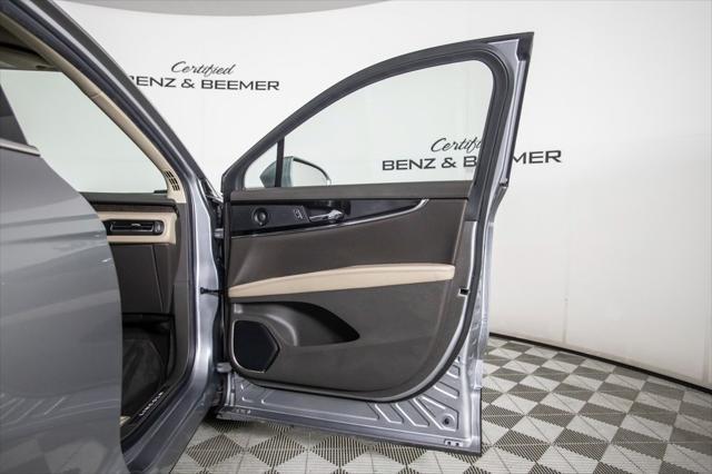 used 2021 Lincoln Nautilus car, priced at $31,600