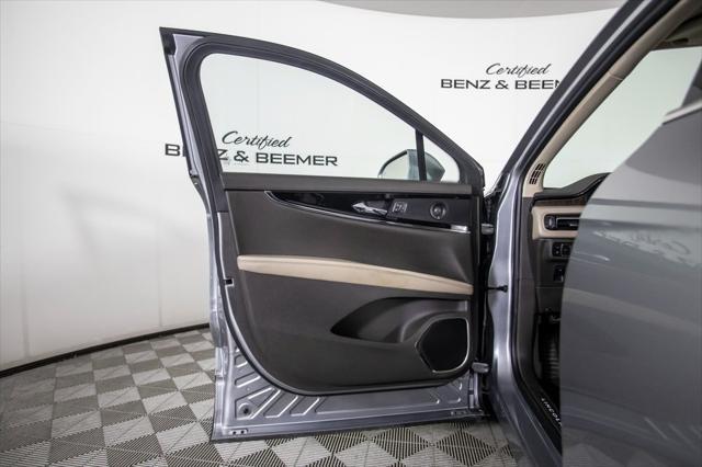 used 2021 Lincoln Nautilus car, priced at $31,600