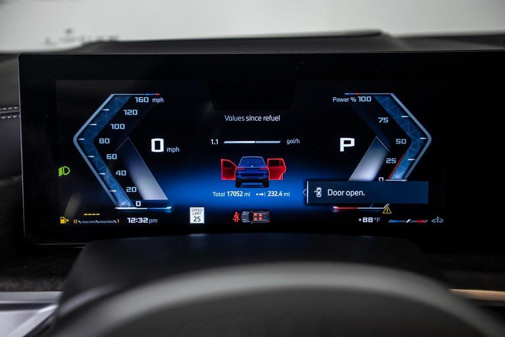 used 2025 BMW X7 car, priced at $91,000
