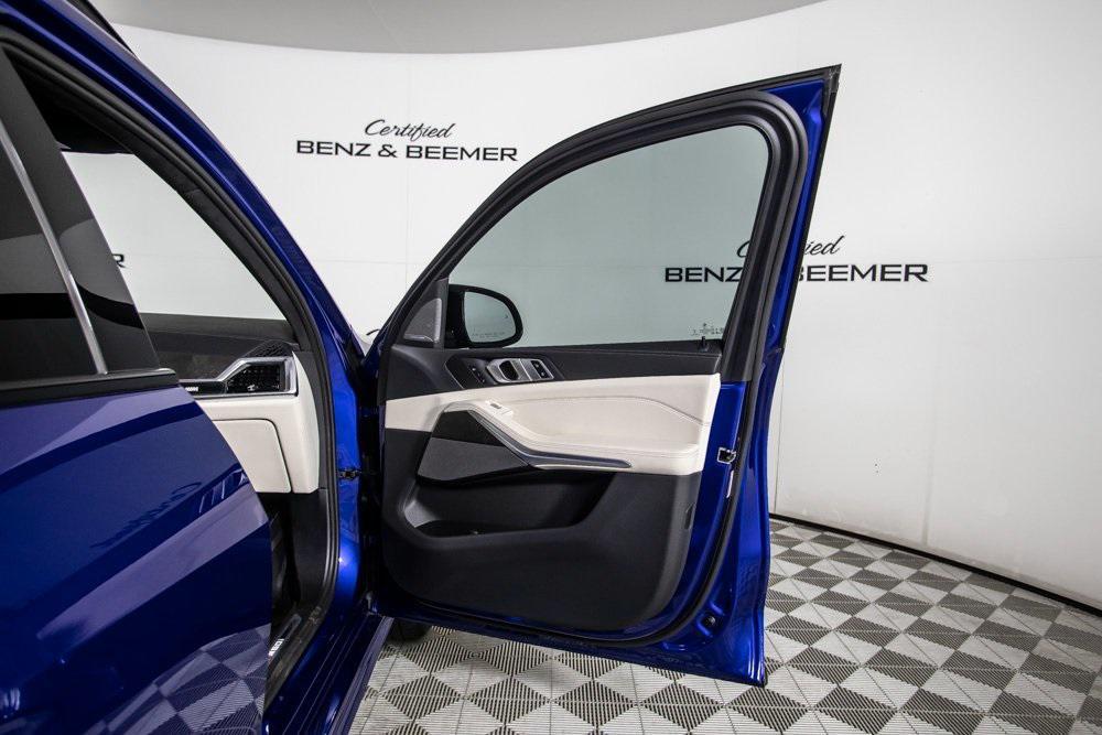 used 2025 BMW X7 car, priced at $91,000