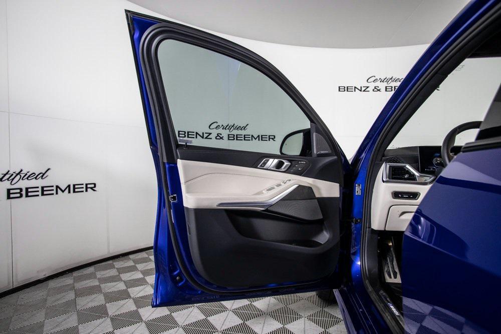 used 2025 BMW X7 car, priced at $91,000