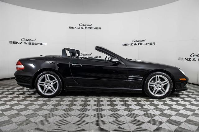 used 2008 Mercedes-Benz SL-Class car, priced at $13,500