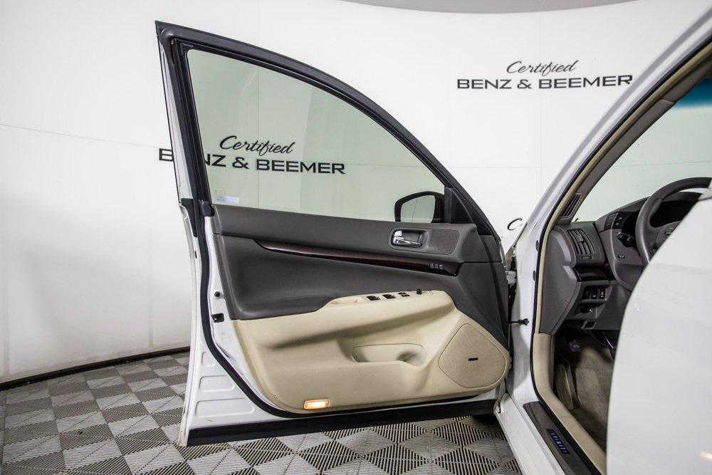 used 2012 INFINITI G37 car, priced at $9,800