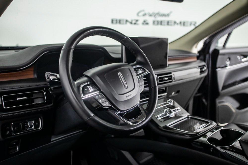 used 2021 Lincoln Nautilus car, priced at $33,000