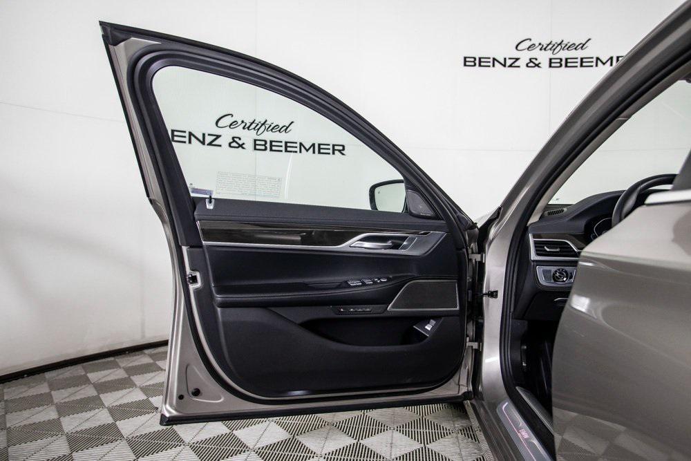 used 2022 BMW 740 car, priced at $44,000