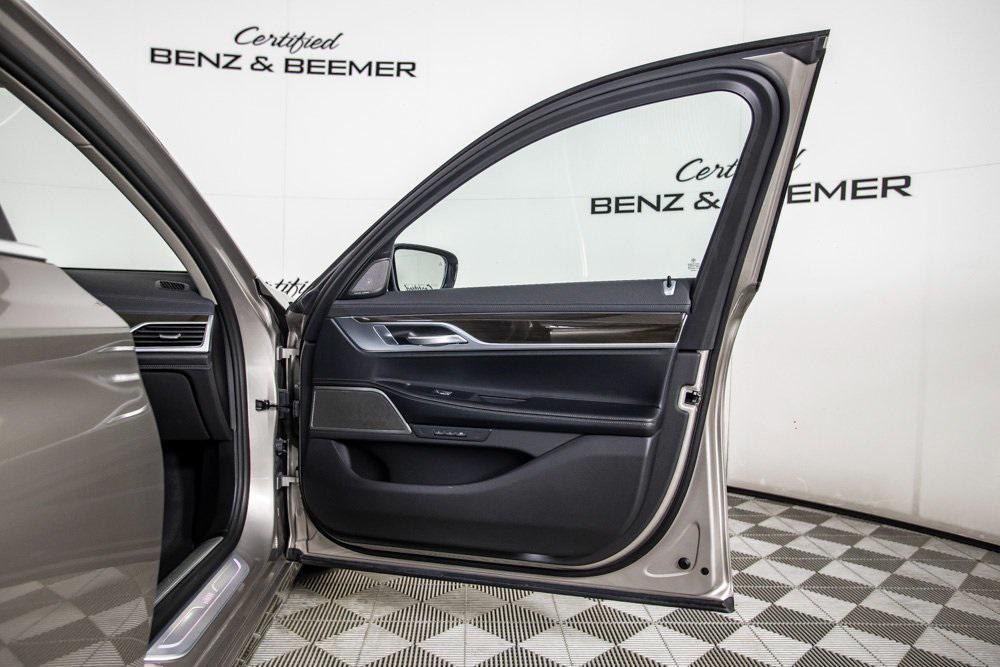 used 2022 BMW 740 car, priced at $44,000