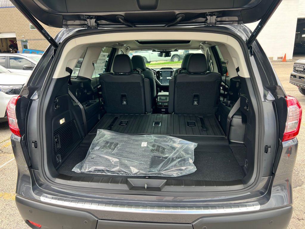 new 2025 Subaru Ascent car, priced at $49,975
