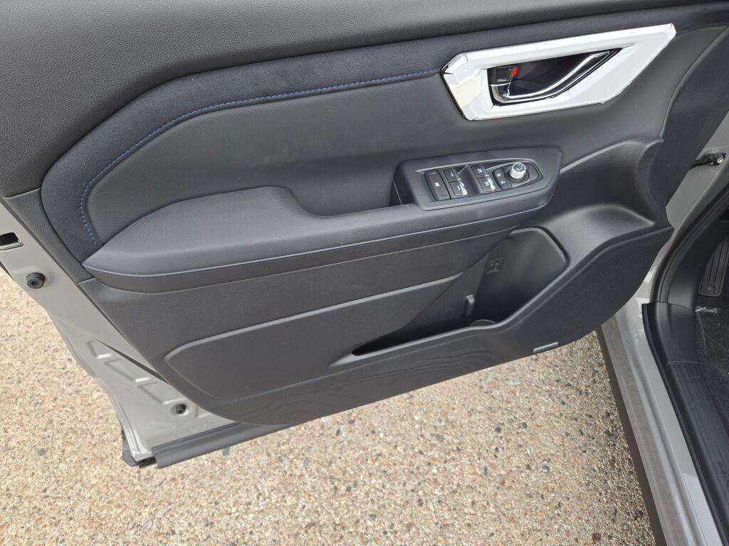 new 2025 Subaru Forester car, priced at $39,091