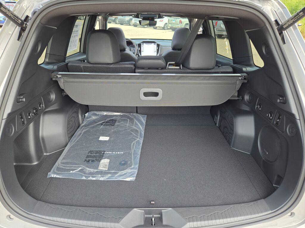 new 2025 Subaru Forester car, priced at $39,091