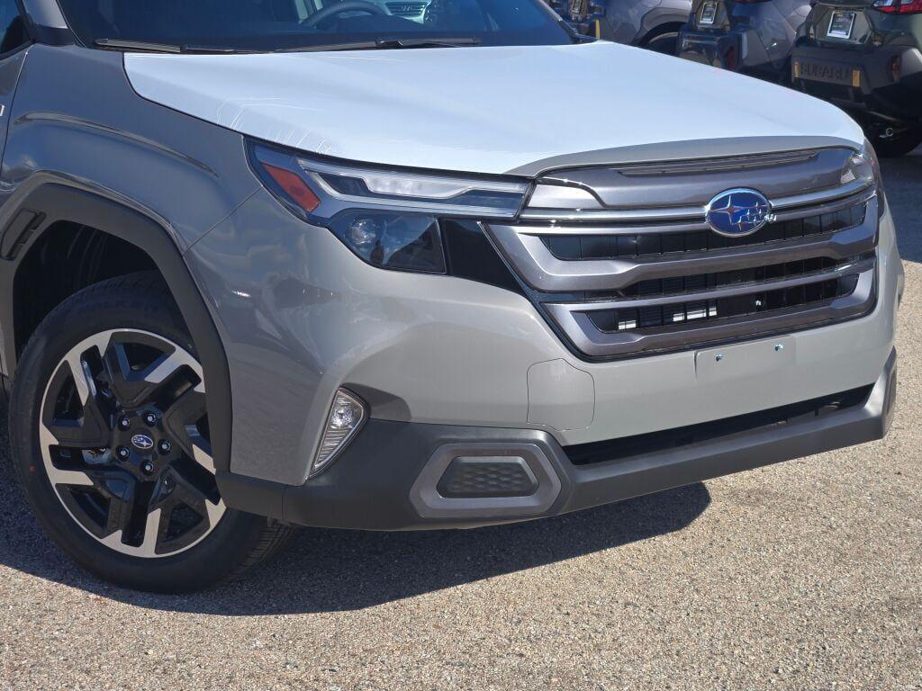 new 2025 Subaru Forester Hybrid car, priced at $40,538