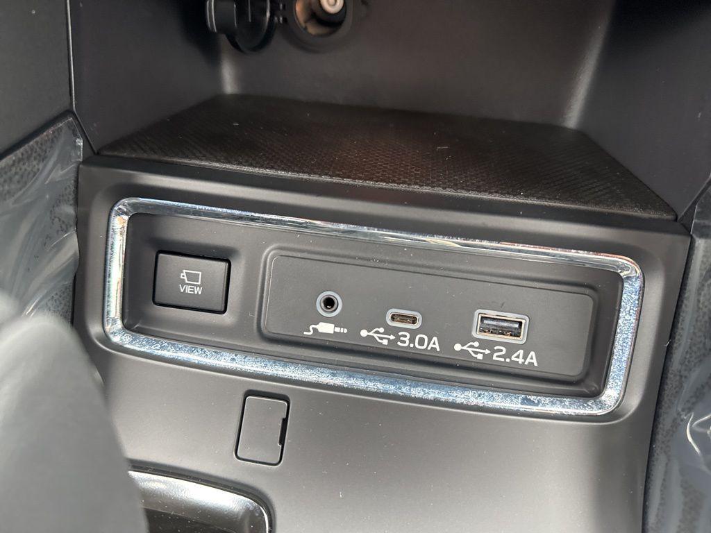 new 2025 Subaru Ascent car, priced at $51,279