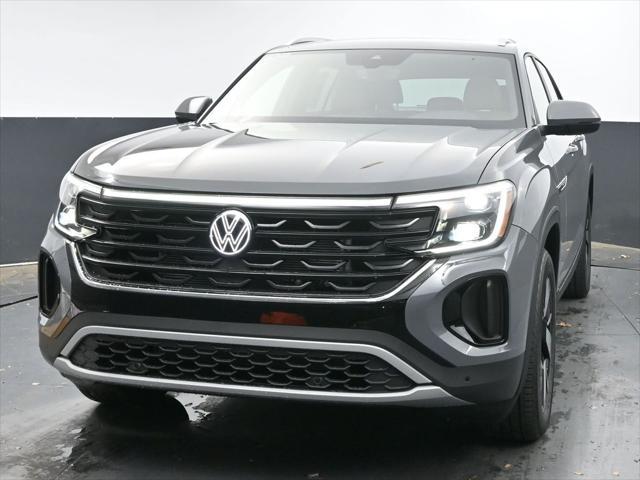 new 2025 Volkswagen Atlas Cross Sport car, priced at $45,371