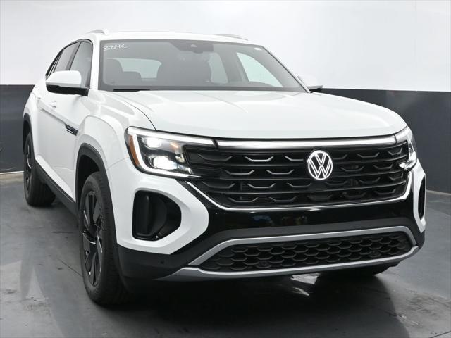 new 2024 Volkswagen Atlas Cross Sport car, priced at $45,306