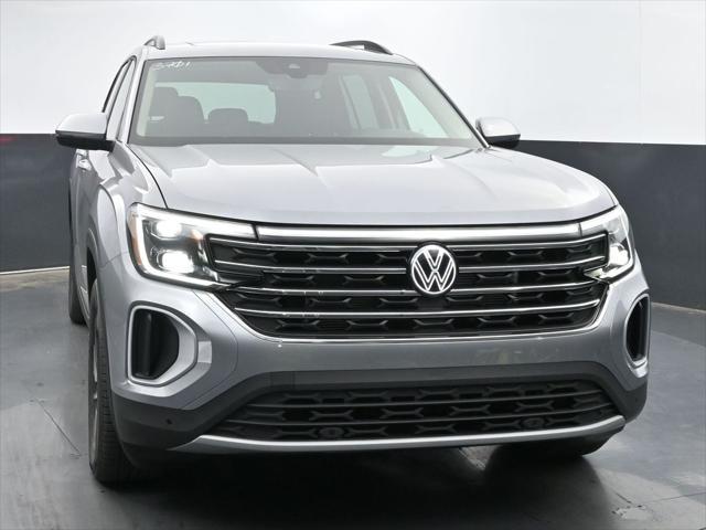 new 2024 Volkswagen Atlas car, priced at $45,771