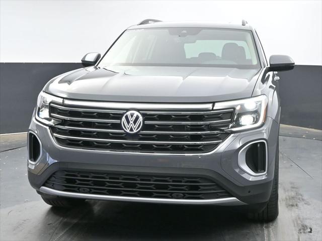 new 2025 Volkswagen Atlas car, priced at $47,720