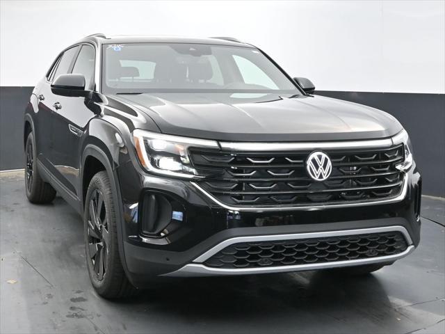 new 2024 Volkswagen Atlas Cross Sport car, priced at $45,306