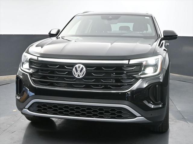 new 2024 Volkswagen Atlas Cross Sport car, priced at $45,306