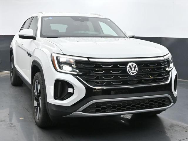 new 2025 Volkswagen Atlas Cross Sport car, priced at $50,066