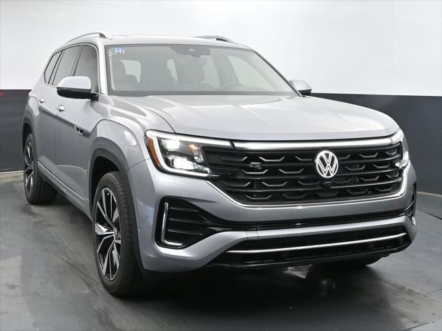 new 2025 Volkswagen Atlas car, priced at $55,626