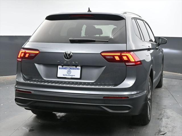 new 2024 Volkswagen Tiguan car, priced at $33,700