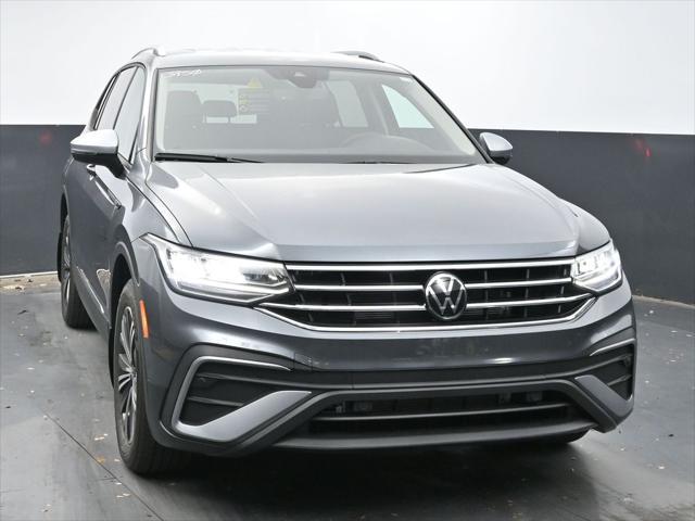 new 2024 Volkswagen Tiguan car, priced at $33,700