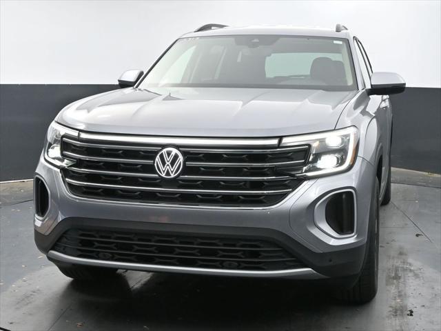 new 2025 Volkswagen Atlas car, priced at $45,421