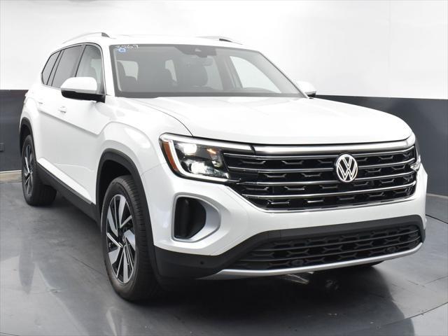 new 2024 Volkswagen Atlas car, priced at $51,726